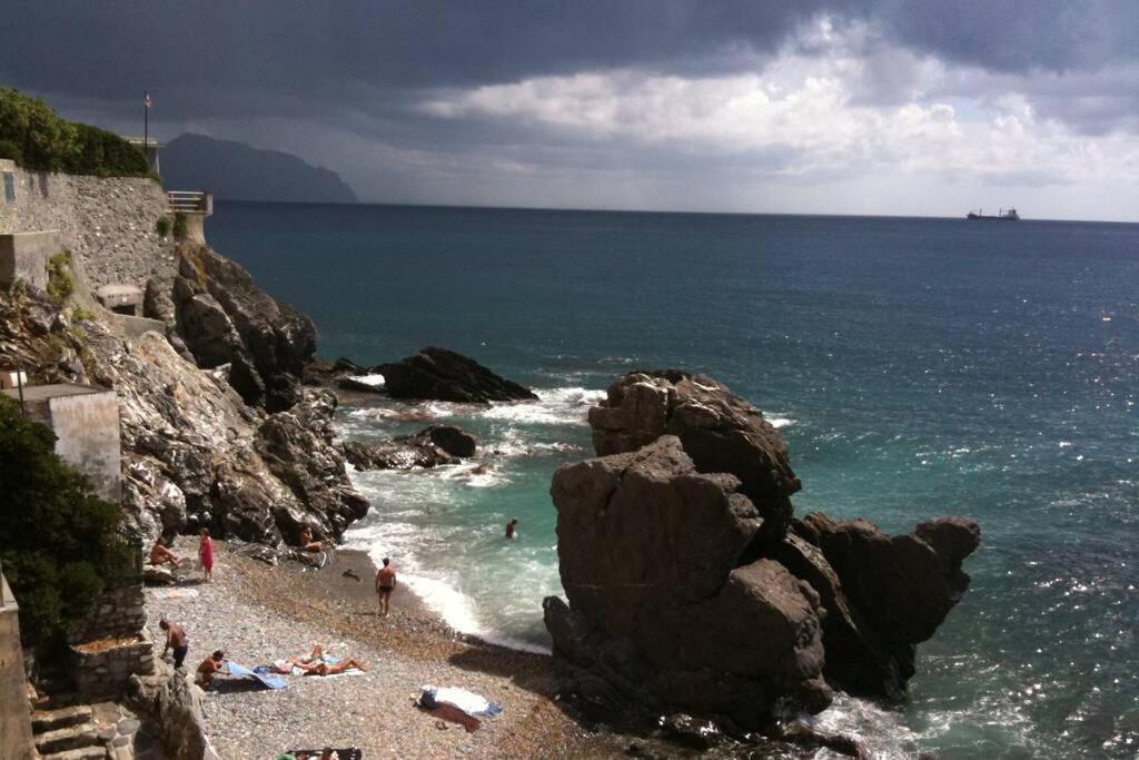 Romantic Sea View Flat In Genova Exterior photo