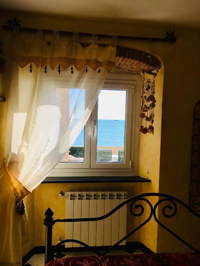 Romantic Sea View Flat In Genova Exterior photo